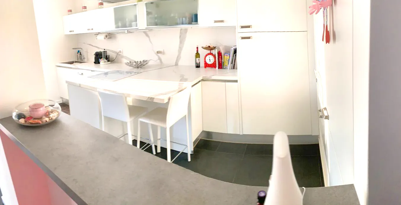 Everything you need to feel at home: Suite Verona welcomes you with a modern, functional kitchen ready to inspire every moment.